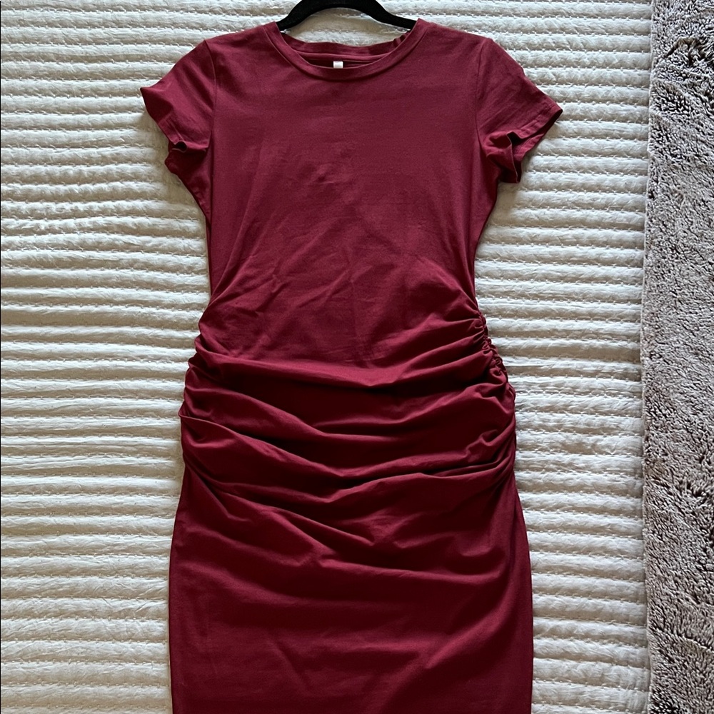 Chic Burgundy Midi Dress